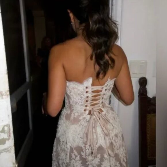 Bronx and Banco Maraya Lace Dress - Picture 7 of 15